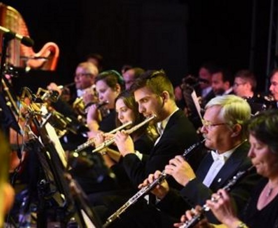 „Ünnepi Nyitány” – A Kodály Filharmonikusok koncertje a debreceni virágkarneválon